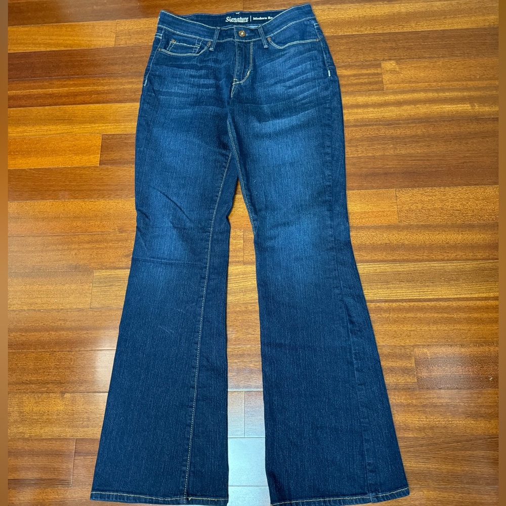 Levi’s Signature Modern Boot Cut Denim Jeans
